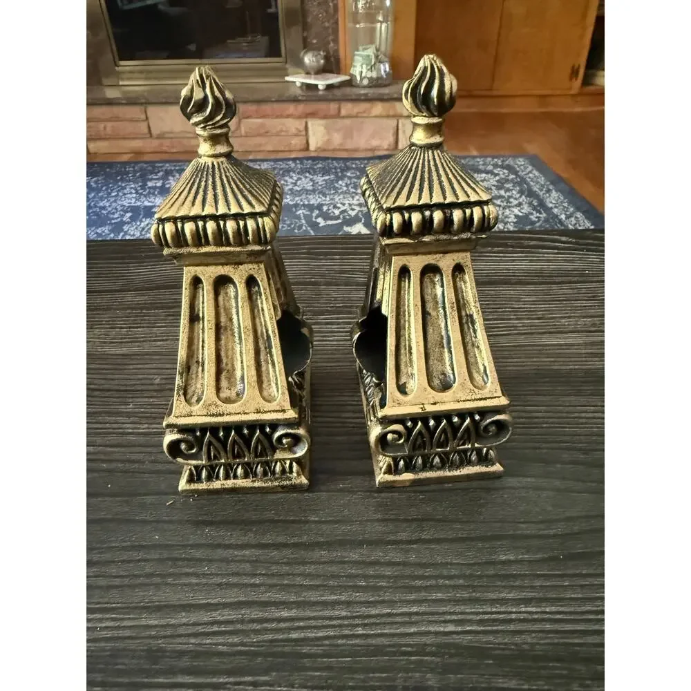 Ornate Baroque-Style Curtain Rod Brackets (2)